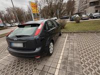 Gebraucht Ford Focus 105 PS (77 kW) 2006 Grau Limousine