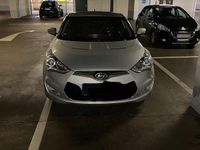 Gebraucht Hyundai Veloster Style 140 PS (102 kW) 2012 Silber Kleinwagen