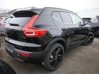 Neu Volvo XC40 Plus 163 PS (119 kW) 2025 Onyx schwarz SUV