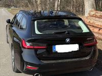 Gebraucht BMW 320e Advantage 163 PS (119 kW) 2021 Schwarz Kombi