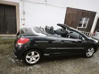 Gebraucht Peugeot 207 CC Access 120 PS (88 kW) 2014 Schwarz Cabrio