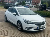 Gebraucht Opel Astra Dynamic 136 PS (100 kW) 2016 Weiß Limousine