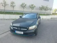 Gebraucht Mercedes E220 AMG line 194 PS (142 kW) 2016 Schwarz Limousine