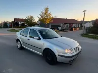 Gebraucht VW Bora 90 PS (66 kW) 2000 Grau Limousine