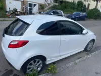 Gebraucht Mazda 2 Dynamic 103 PS (75 kW) 2009 Weiß Kleinwagen