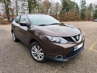 Gebraucht Nissan Qashqai Acenta 131 PS (96 kW) 2016 Braun SUV
