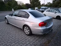 Gebraucht BMW 318 143 PS (105 kW) 2009 Silber Limousine