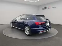 Gebraucht Audi A4 Advanced Plus 204 PS (150 kW) 2023 Navarrablau metallic Kombi