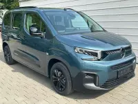 Neu Citroën Berlingo 131 PS (96 kW) 2025 Kiamablau metallic Van / Kleinbus