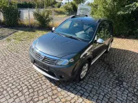 Gebraucht Dacia Sandero Stepway 84 PS (61 kW) 2011 Grau SUV