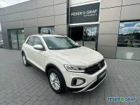 Gebraucht VW T-Roc Life 150 PS (110 kW) 2023 Ascotgrau SUV