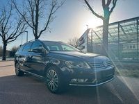 Gebraucht VW Passat Highline 150 PS (110 kW) 2013 Night blue metallic Kombi