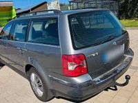 Usata VW Passat 131 CV (96 kW) 2003 Grigio Station wagon