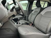 Gebraucht Dacia Sandero Expression 91 PS (66 kW) 2024 Safarigrüngrau Kleinwagen