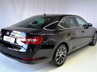 Gebraucht Skoda Superb LAURIN & KLEMENT 190 PS (139 kW) 2015 Schwarz metallic Limousine