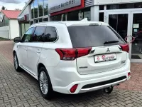 Gebraucht Mitsubishi Outlander P-HEV Plus 121 PS (88 kW) 2017 Weiß SUV