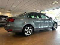 Gebraucht VW Jetta Highline 150 PS (110 kW) 2013 Grau Limousine