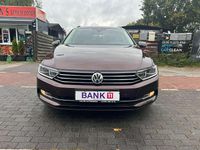 Gebraucht VW Passat Comfortline 150 PS (110 kW) 2018 Rot Kombi