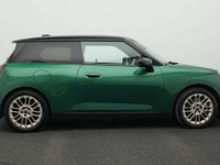 Gebraucht Mini Cooper Favoured 135 kW (184 PS) 2024 Grün Kleinwagen