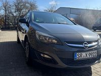 Gebraucht Opel Astra 116 PS (85 kW) 2015 Grau Kombi