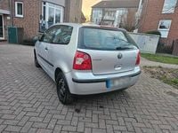 Gebraucht VW Polo 75 PS (55 kW) 2004 Silber Kleinwagen