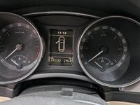 Gebraucht Skoda Superb Active 170 PS (125 kW) 2012 Weiß Kombi