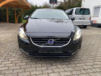 Gebraucht Volvo V40 You! 114 PS (83 kW) 2015 Schwarz Limousine