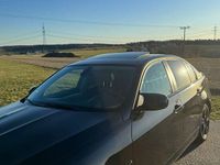 Gebraucht BMW 320 170 PS (125 kW) 2010 Schwarz Limousine