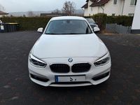 Gebraucht BMW 118 Advantage 136 PS (100 kW) 2018 Weiß Kleinwagen
