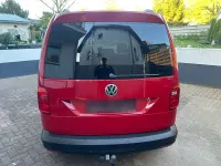 Gebraucht VW Caddy 102 PS (75 kW) 2016 Rot Van / Kleinbus
