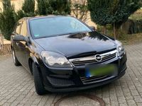 gebraucht Opel Astra Selection "110 Jahre"