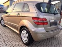 Gebraucht Mercedes B170 116 PS (85 kW) 2006 Gold Van / Kleinbus