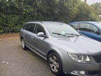 Gebraucht Skoda Superb 170 PS (125 kW) 2013 Grau Kombi