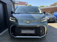 Gebraucht Toyota Proace Verso 177 PS (130 kW) 2025 All terrain green metallic Kombi