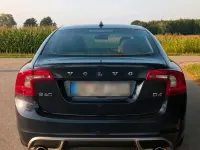 Gebraucht Volvo S60 R-Design 163 PS (119 kW) 2013 Blau Limousine