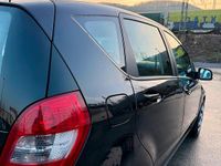 Gebraucht Mercedes A160 95 PS (69 kW) 2010 Schwarz Kleinwagen