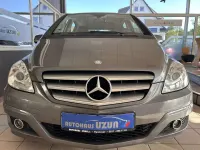 Gebraucht Mercedes B180 109 PS (80 kW) 2011 Grau Van / Kleinbus
