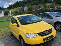 Gebraucht VW Fox Refresh 54 PS (39 kW) 2009 Gelb Kleinwagen