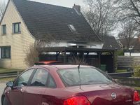 Gebraucht Fiat Linea 125 PS (91 kW) 2008 Rot Limousine