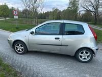 Gebraucht Fiat Punto 80 PS (58 kW) 2001 Silber Kleinwagen