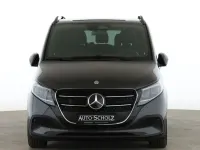 Gebraucht Mercedes V220 Style 163 PS (119 kW) 2025 Grau Van / Kleinbus