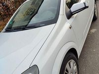 Gebraucht Opel Astra GTC Selection 90 PS (66 kW) 2009 Weiß Limousine