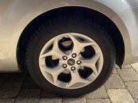 Gebraucht Ford Focus 109 PS (80 kW) 2011 Silber Kombi