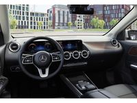 Gebraucht Mercedes EQA250+ Progressive 139 kW (190 PS) 2022 Weiß SUV
