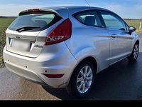 Gebraucht Ford Fiesta 82 PS (60 kW) 2008 Silber Kleinwagen