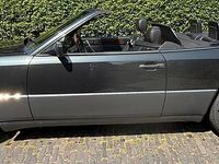 Second-hand Mercedes E320 220 CP (161 kW) 1994 Negru Cabrio