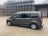 Gebraucht Ford Tourneo Titanium 120 PS (88 kW) 2015 Grau Van / Kleinbus