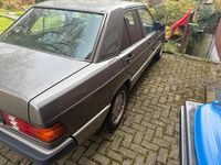 Gebraucht Mercedes 190 75 PS (55 kW) 1992 Braun Limousine