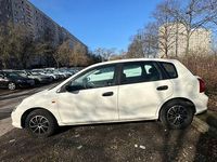 Gebraucht Honda Civic LS 90 PS (66 kW) 2002 Weiß Limousine