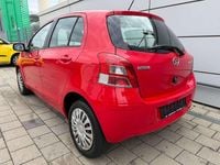 Gebraucht Toyota Yaris 99 PS (72 kW) 2012 Rot Kleinwagen